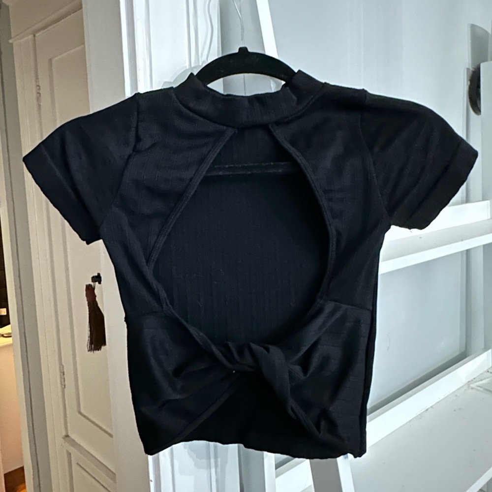 Open back top